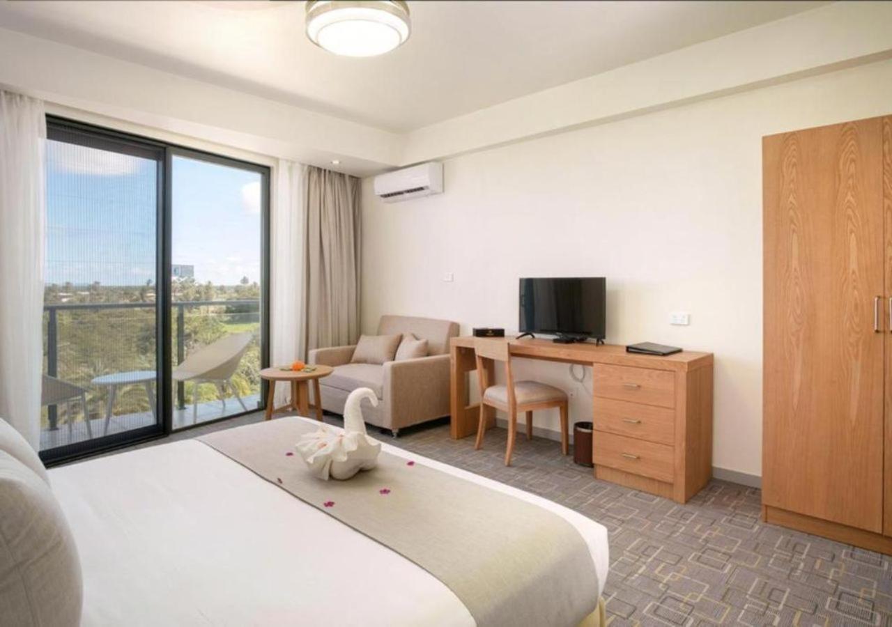 Nalagi Hotel Nadi Bagian luar foto