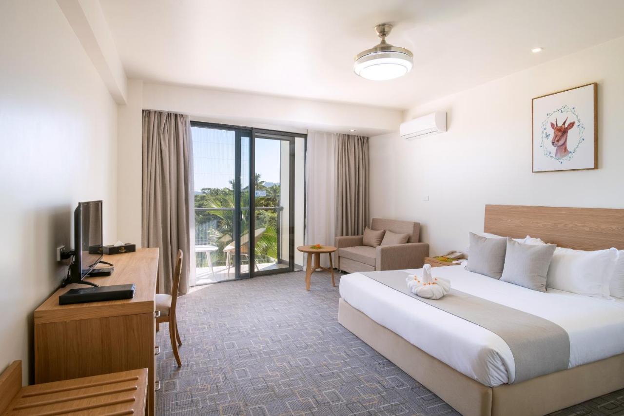 Nalagi Hotel Nadi Bagian luar foto