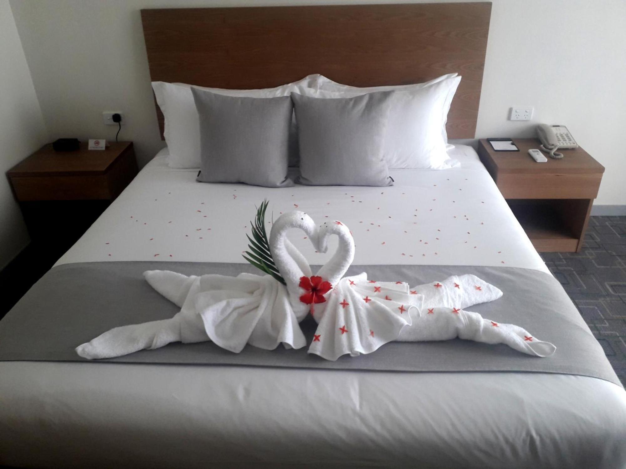 Nalagi Hotel Nadi Bagian luar foto